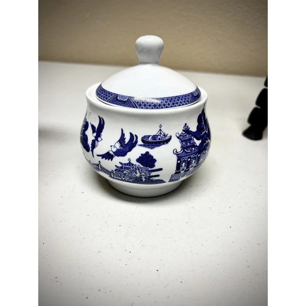Royal Cuthbertson Blue Willow Sugar Bowl With Lid EUC